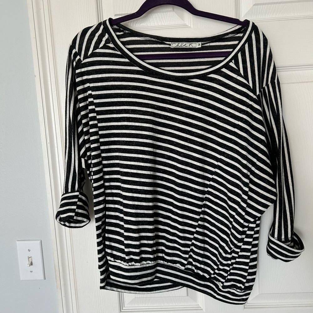 2/$15 Chloe K striped dolman 3/4 sleeve length lightweight top dark gray white